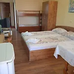 за гости нептун צרבו