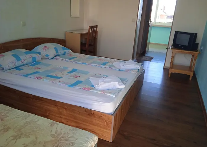 за гости нептун 3* Zarewo